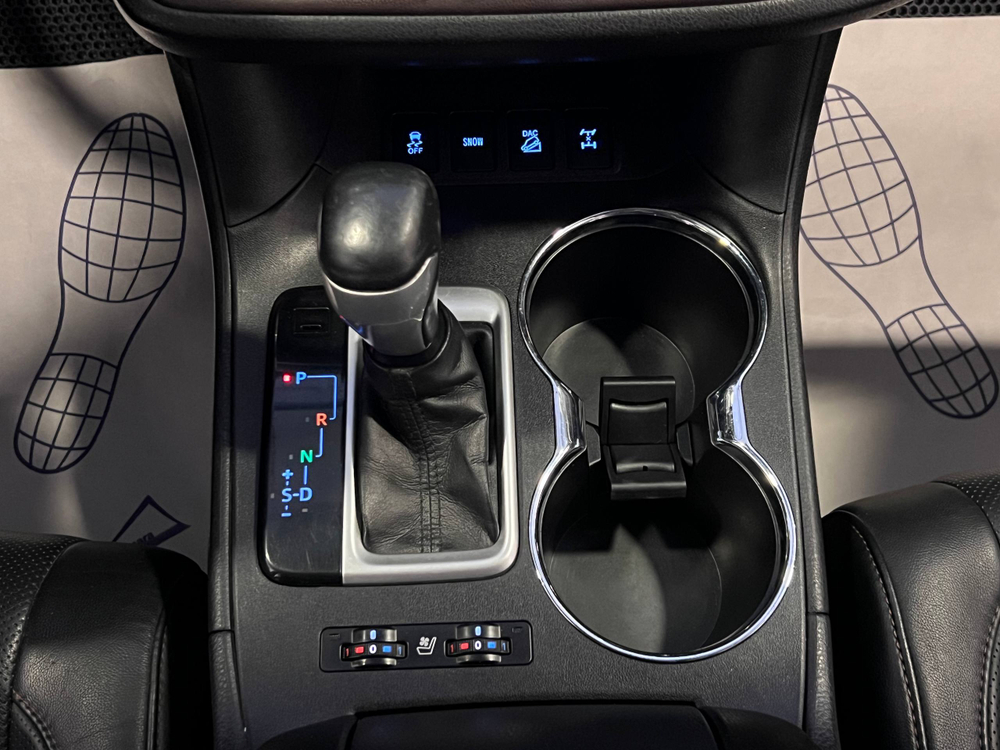 Toyota Highlander, 2015 год