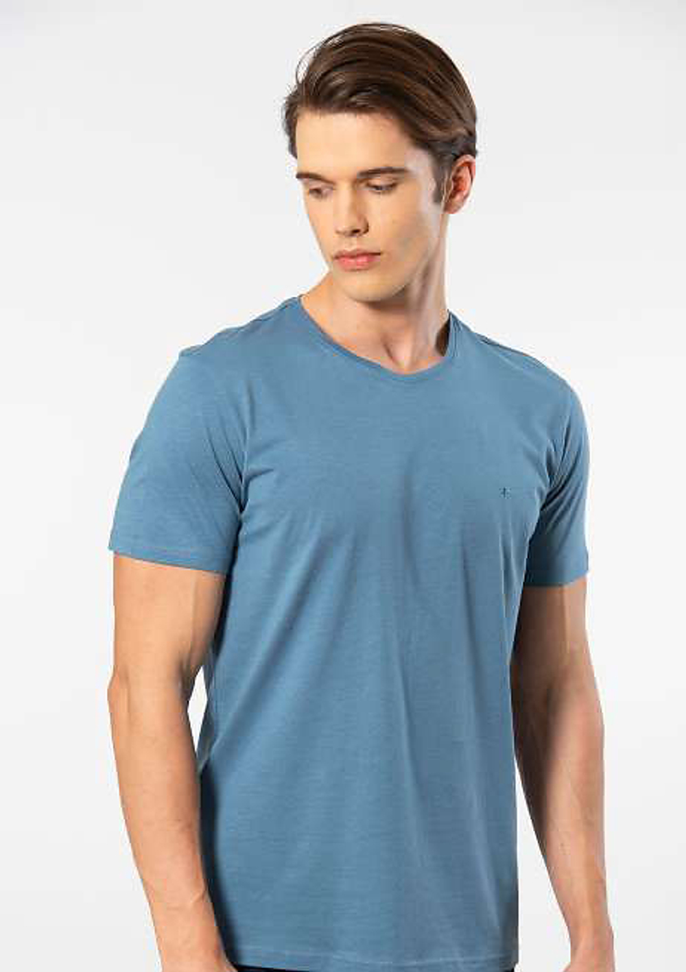 Футболка мужская с круглым вырезом джинсовый