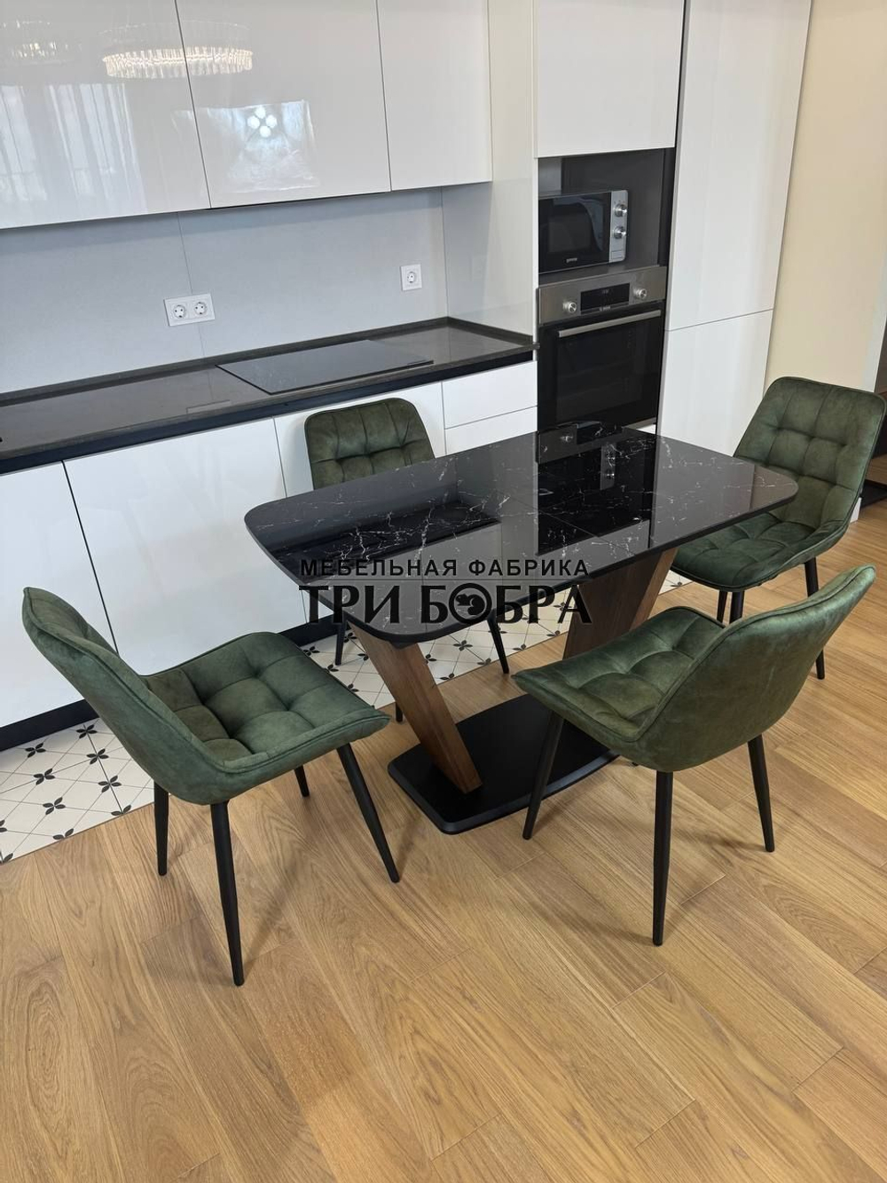 Кухонный раскладной стол "Прадо" черный мрамор и 4 стула Бостон