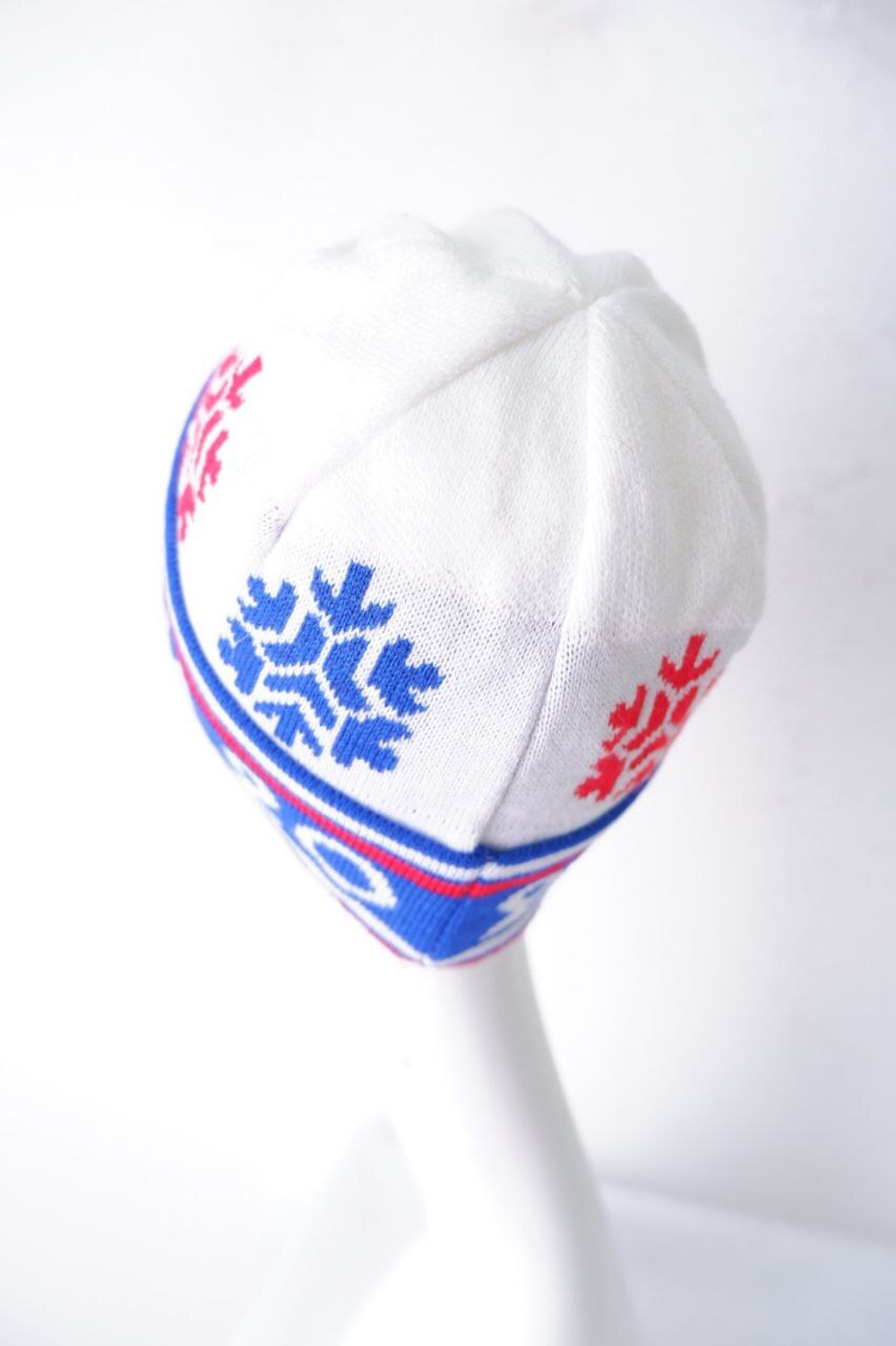 Шапка для активного образа