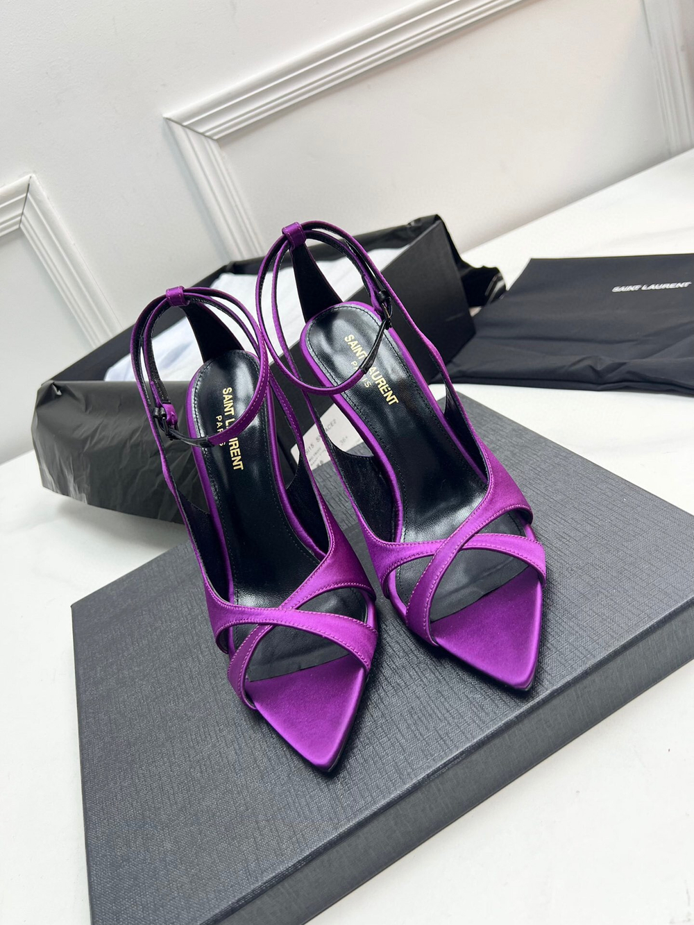 Saint Laurent Pumps
