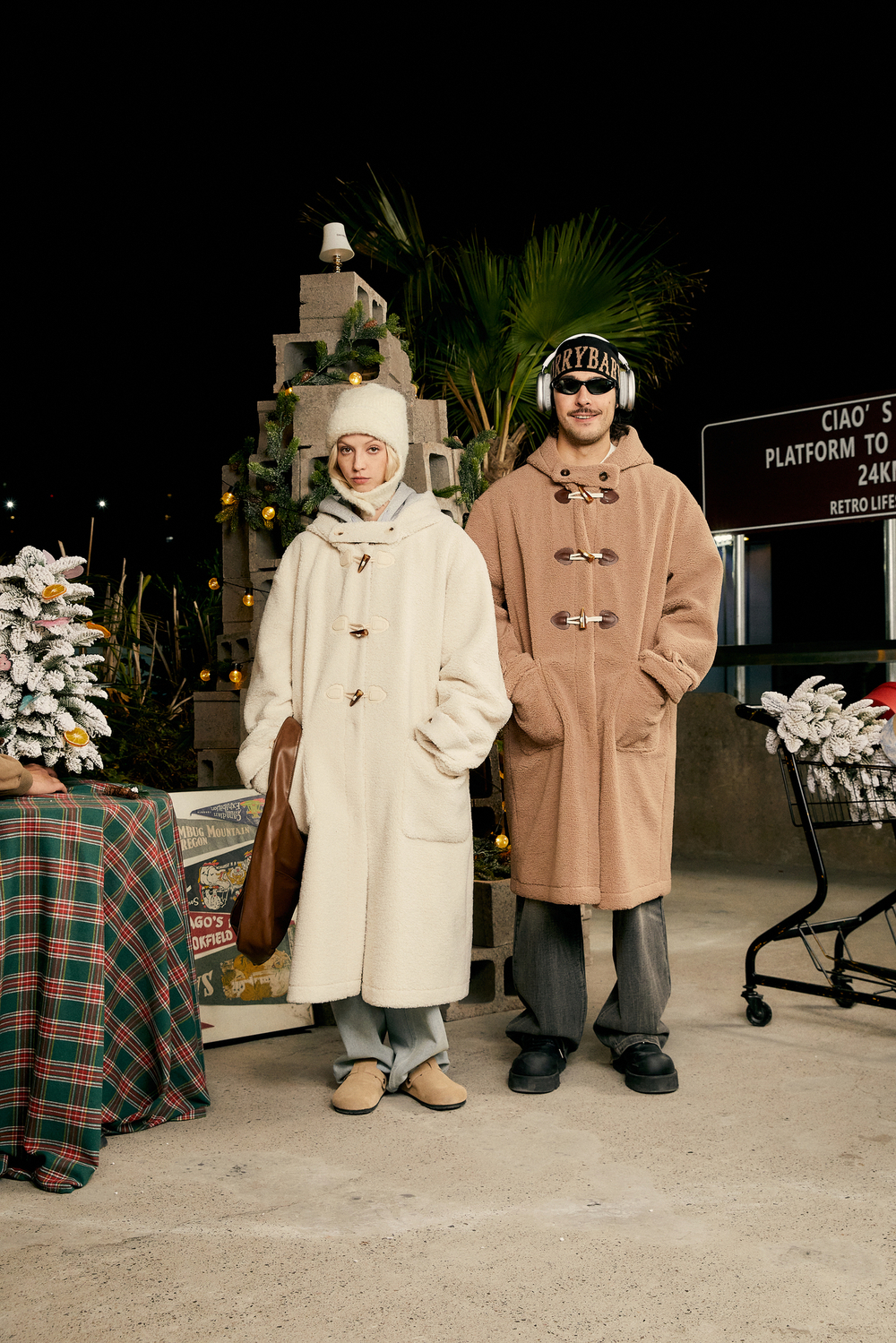 Пальто DONSMOKE Hooded Sherpa Coat