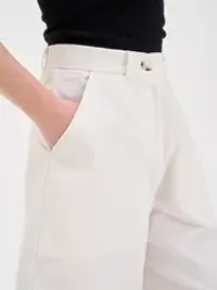 Шорты бермуды "Белые" женские