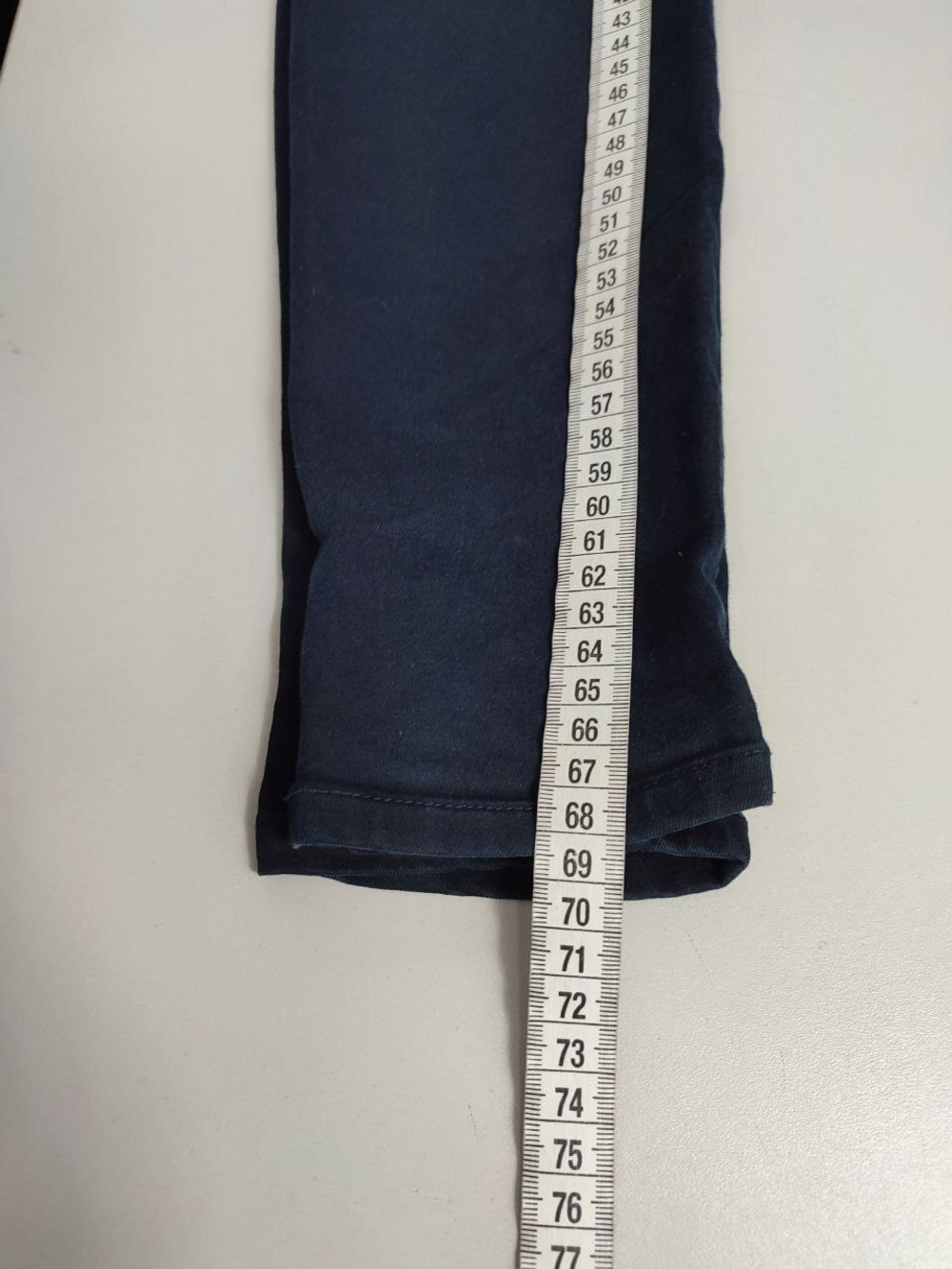 Брюки Zara темно-синие 42 размер