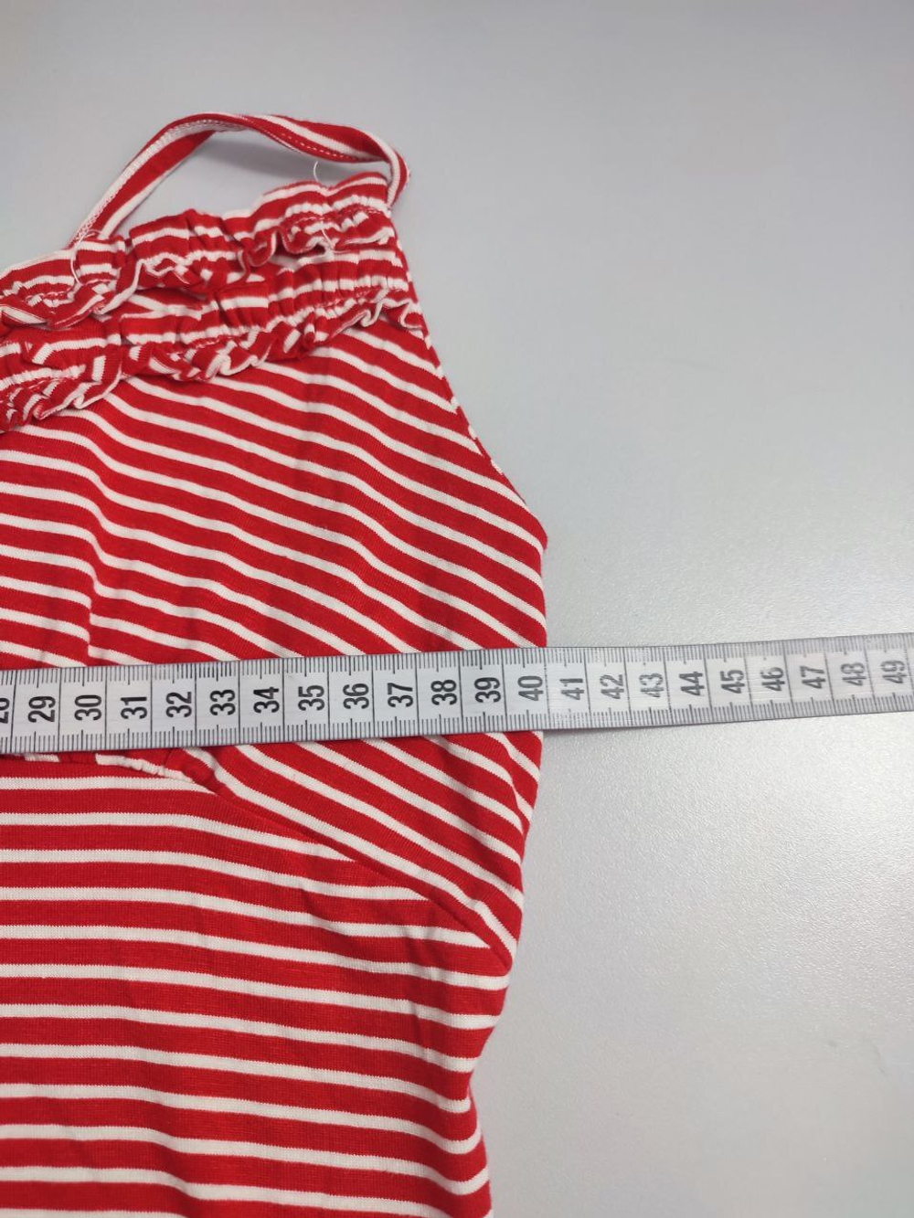 Топ в красно-белую полоску 44-46 размер