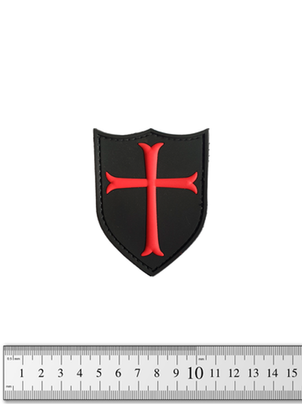Шеврон Crusader (Крестоносец) PVC. Чёрный с красным крестом