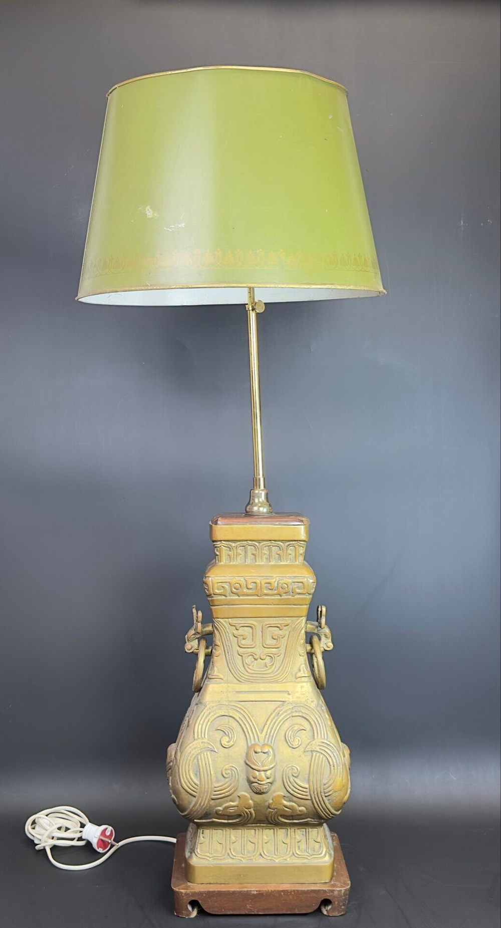 Винтажная лампа в стиле Джеймса Монта