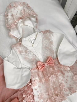 Конверт на выписку новорожденного весна