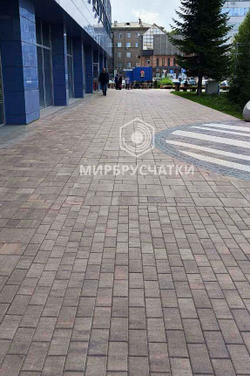 Сквер Крылья Сибири, г.Новосибирск