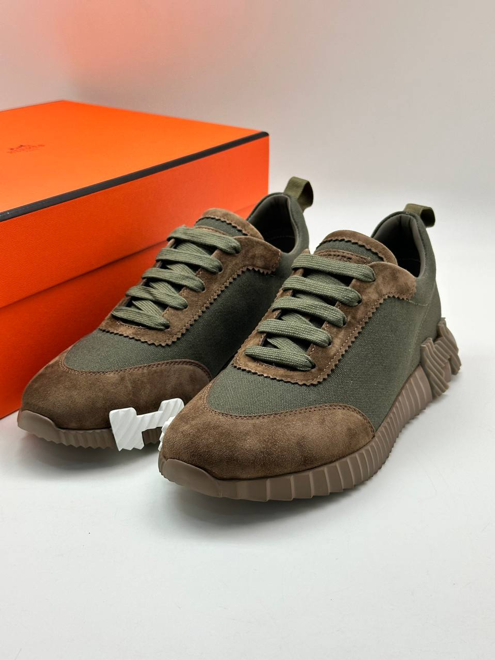 Кроссовки Hermes