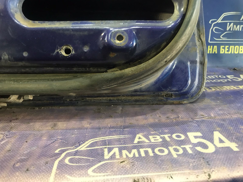 Дверь пятая NISSAN MISTRAL 1997