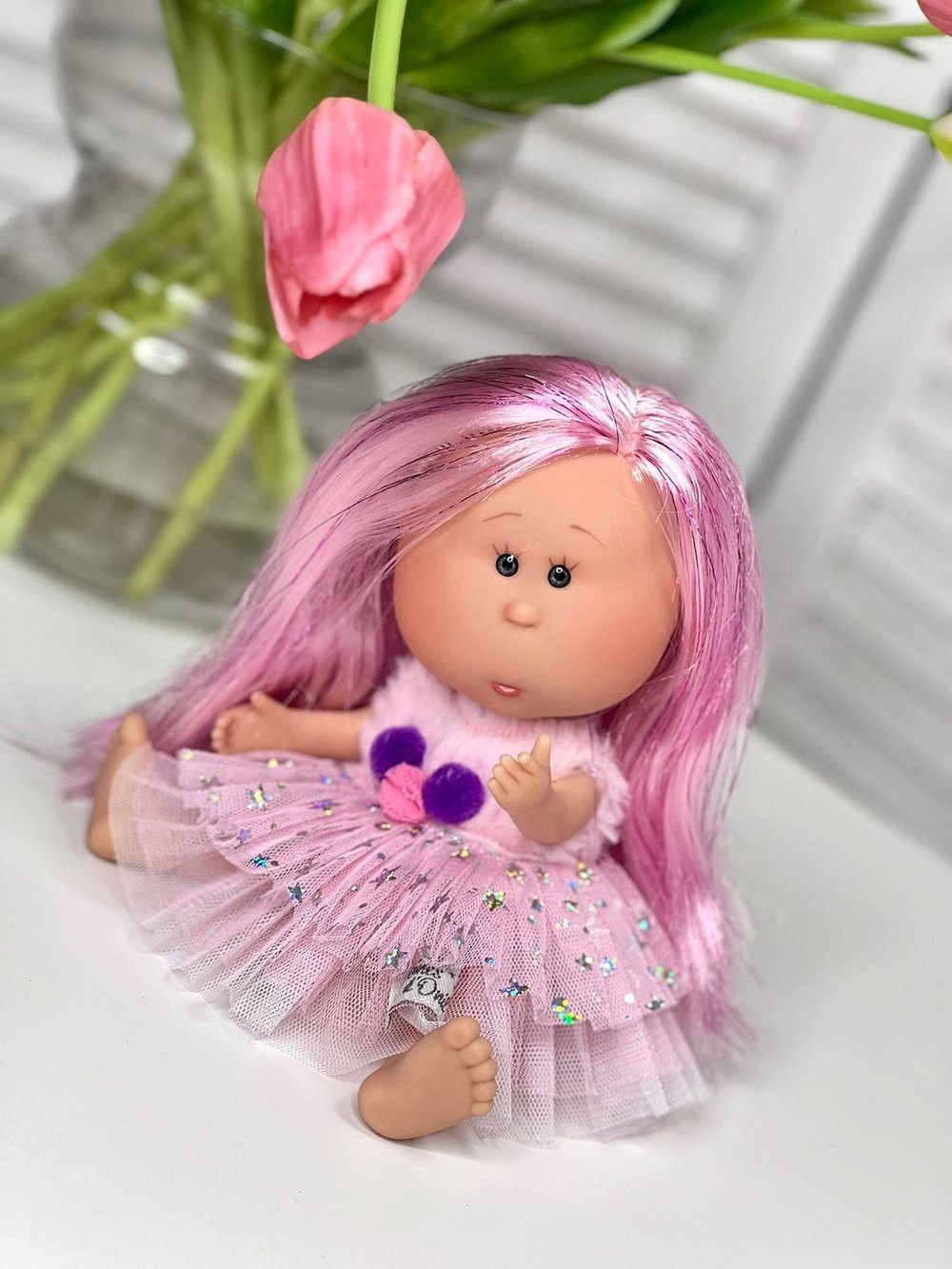 Кукла Nines виниловая 23см Little Mia (3151K1)