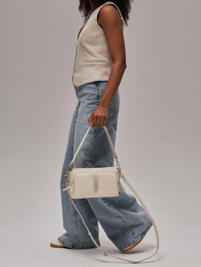 Сумка женская багет на плечо светло-бежевая