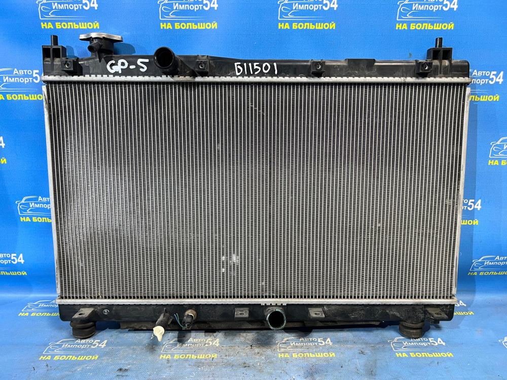 Радиатор двигателя Honda FIT 2013-2020