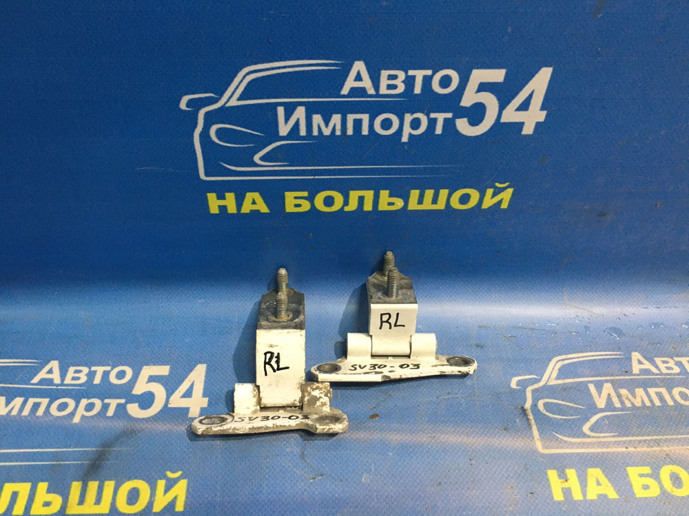 Петля двери задней левой TOYOTA CAMRY 1992