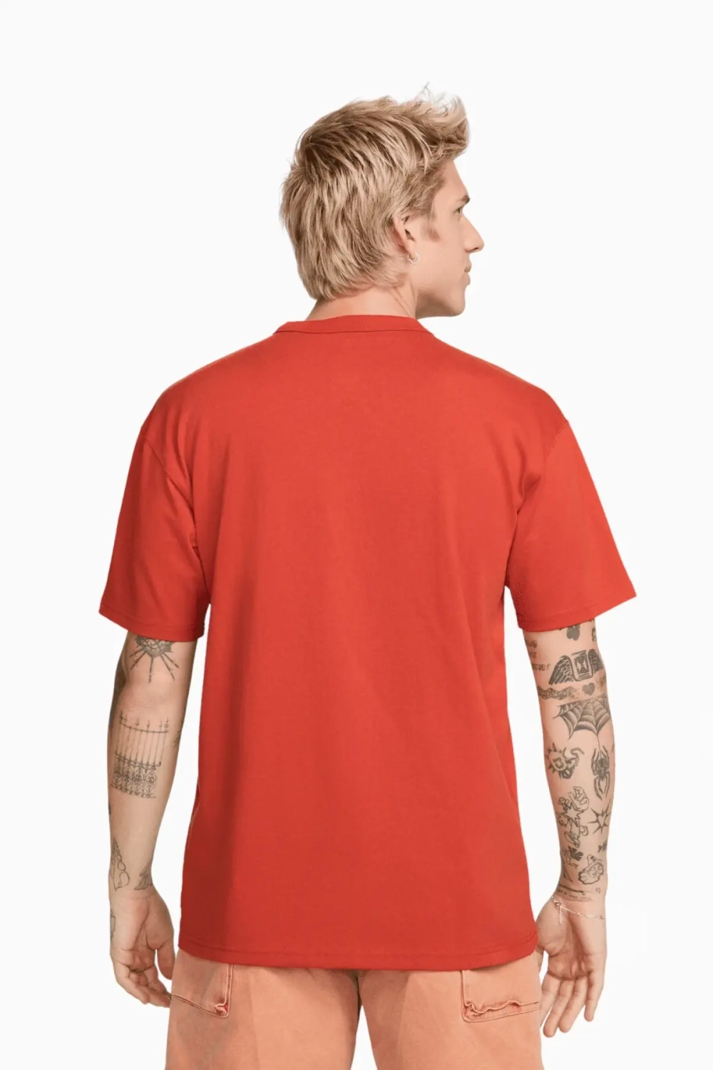 Футболка Nike Sportswear Premium Essentials - красный