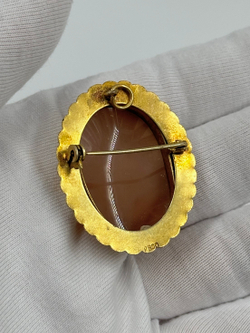 Брошь Камея на раковине