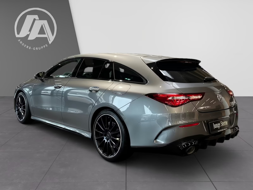 Mercedes-Benz CLA 35 AMG