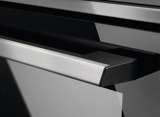 Электрический духовой шкаф Electrolux EOD 5C71X