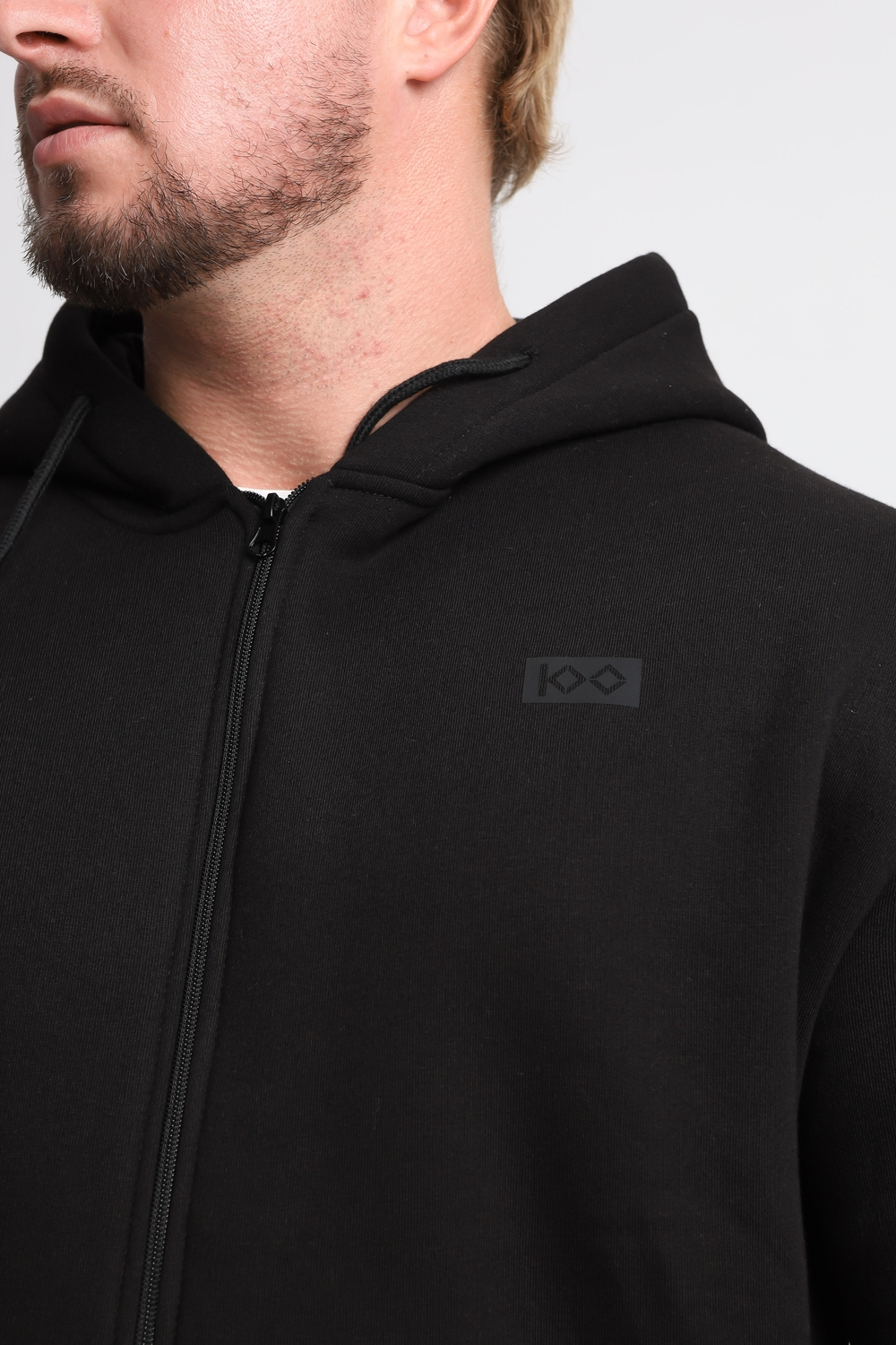 20 Толстовка мужская с молнией