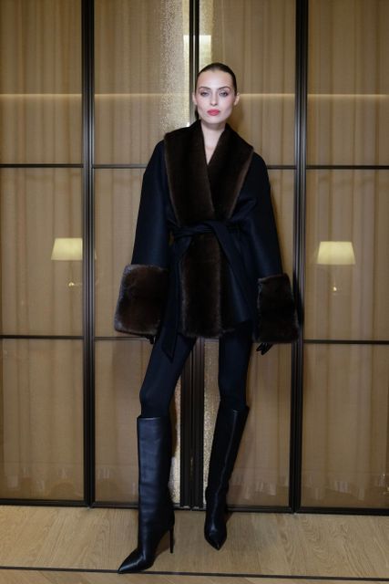 Полупальто over с мехом норки