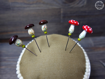 Крупные пины "Грибочки" (Лэмпворк)