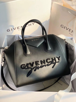 Givenchy Antigona 34 cm
