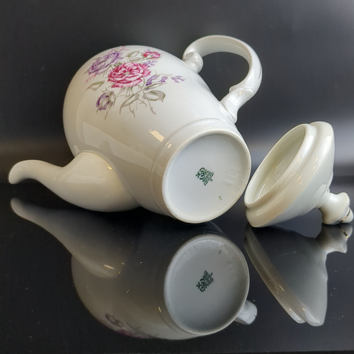 Чайник заварочный с изящными цветами, Wloclawek porcelana, золочение, винтаж Польша, времён СССР 1967-1973 гг