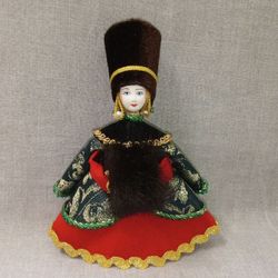 Малая подвесная кукла Боярыня