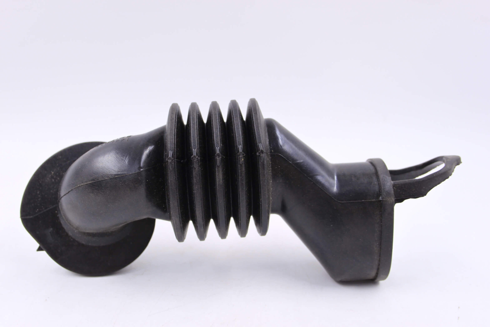 Патрубок заливной (дозатор-бак) 144002746-00 стиральной машины Ariston