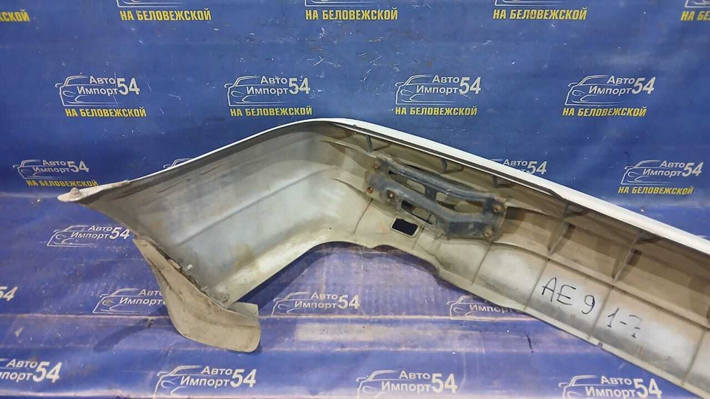 Бампер задний TOYOTA LEVIN 1990
