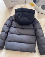 Пуховик Moncler