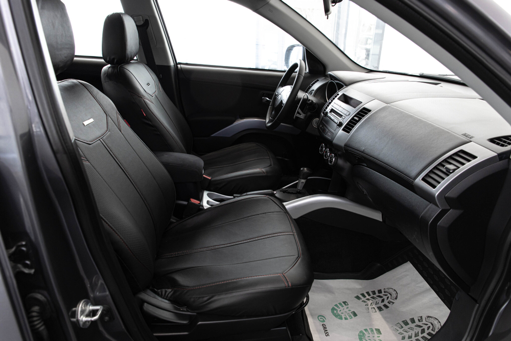 Mitsubishi Outlander, 2010 год