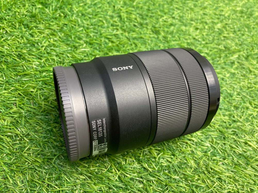 Sony E 18-135mm F3.5-5.6 OSS (SEL18135)