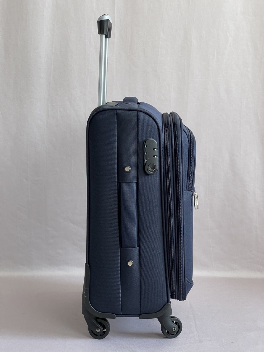 Тканевый чемодан 4Roads 6089 Темно-синий (M+)