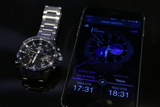 Умные наручные часы Casio Edifice EQB-600D-1ADR