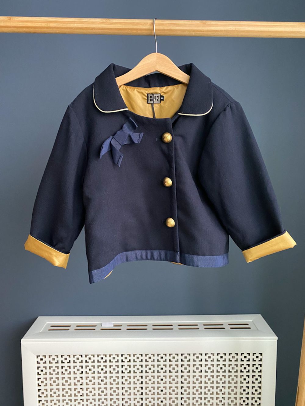 Новый шерстяной жакет Bbk, 110