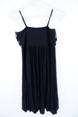 Платье с пайетками, визуально на 38/40 размер