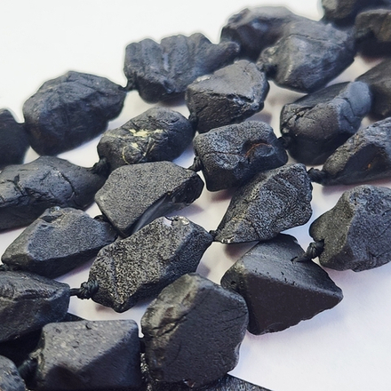 Черная шпинель, природные дикие бусины, 8-15мм, цена за нить 10см