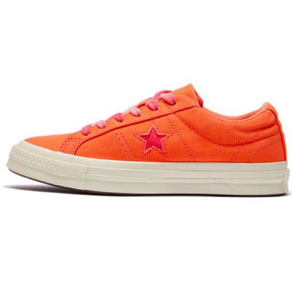 Converse One Star