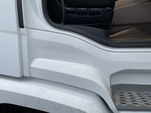 Корпус подножки правый 2023г.