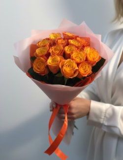 Букет из 15 оранжевых роз