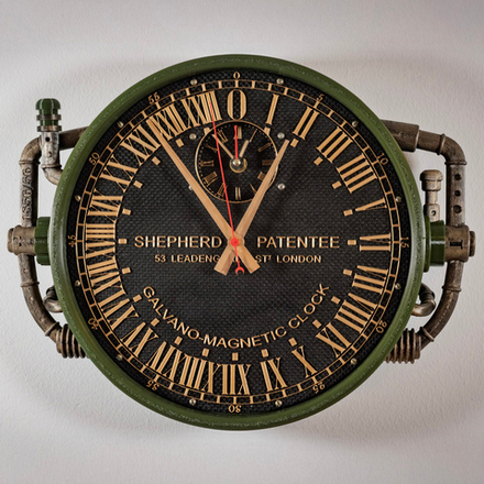 Настенные стимпанк-часы «Oriental Express» — 24-часовой UTC + 12-часовой циферблаты,