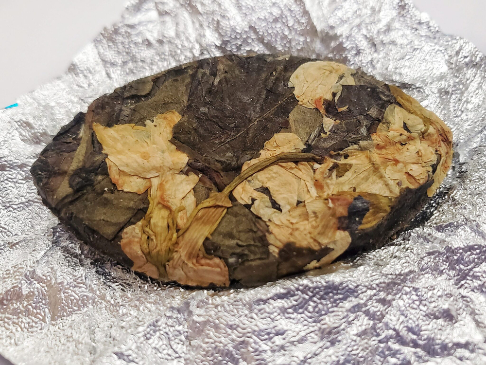 770004 Чай прессованный белый с жасмином "Чайный Лист", голубая фольга