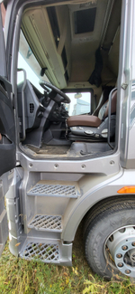 FAW J7 4x2 Седельный тягач CA4180P77K25E5 (Дизельный, 12,5 л, 553 л.с., АТ)
