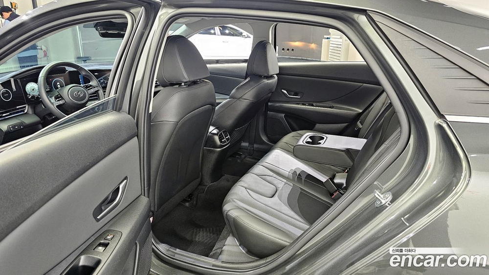 Hyundai Avante (CN7) 1.6 (06.2020)