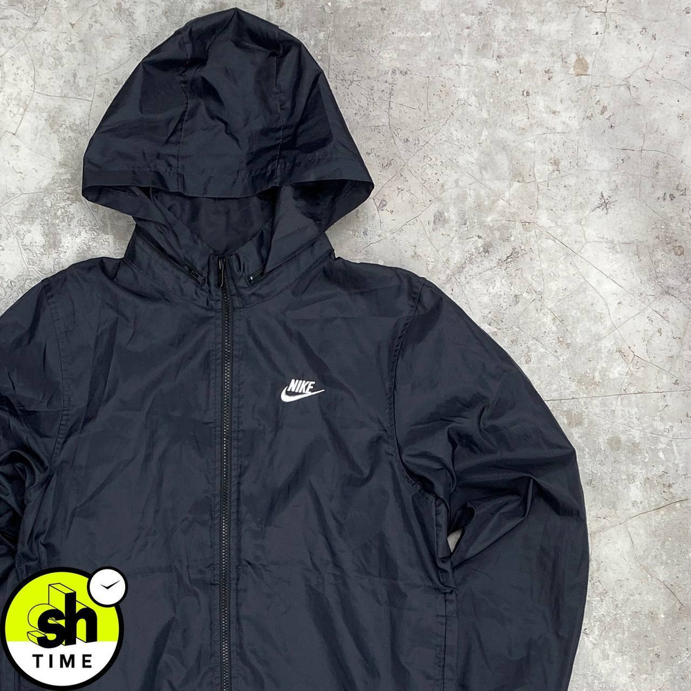 Ветровка Nike
