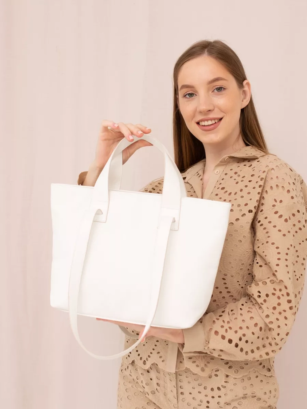 сумка тоут через плечо средняя с двумя ручками