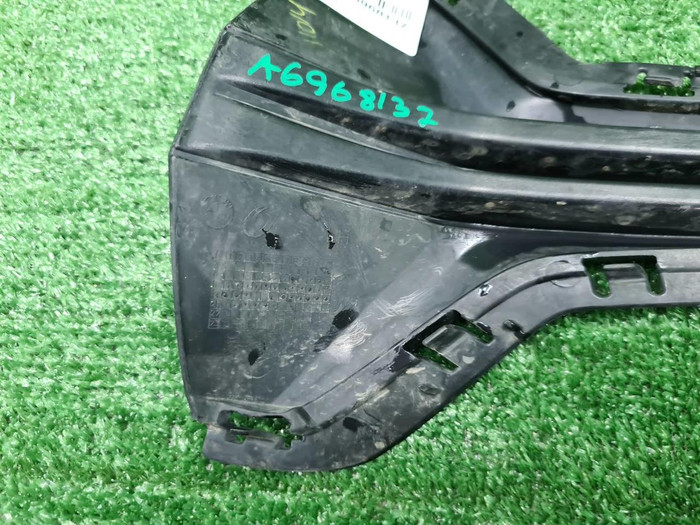 Накладка переднего бампера левая BMW 3er G20 18-22