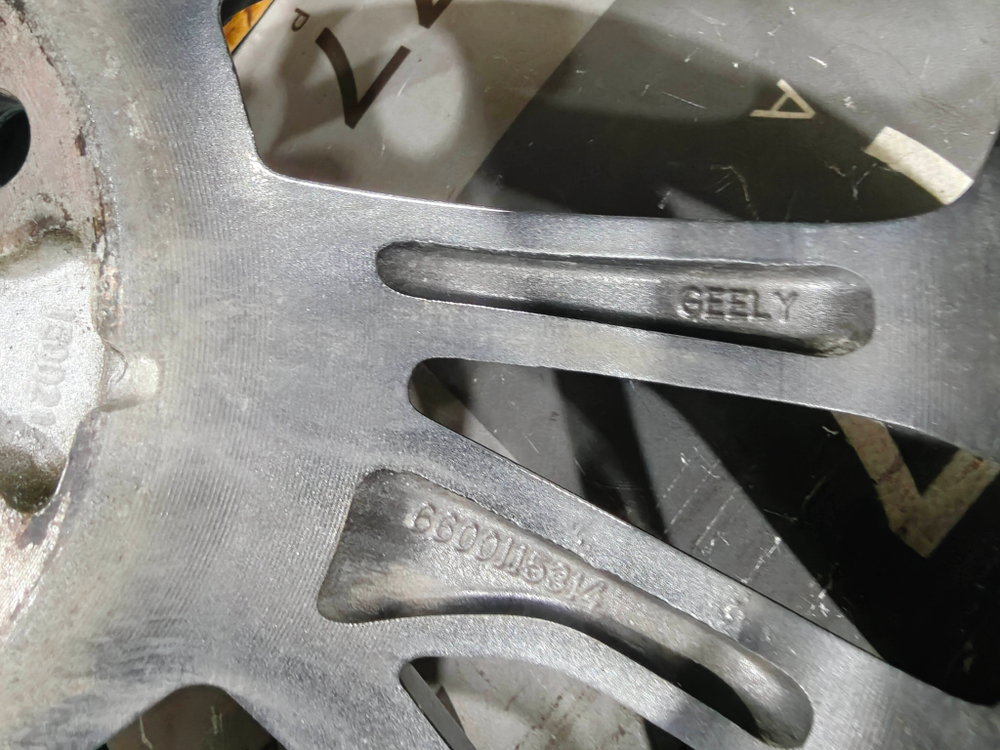 Диск колесный литой R18 Geely Coolray 19-нв Б/У Оригинал 6600115314